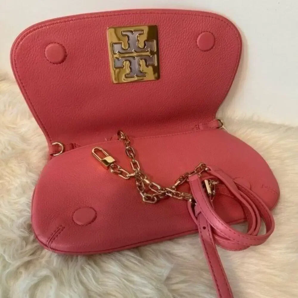 TORY BURCH BRITTEN CROSSBODY CLUTCH BAG Cosmo Pink New With Tag